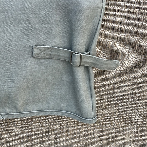 Fishing Hunting or Travel Vest - Picture 11 of 13